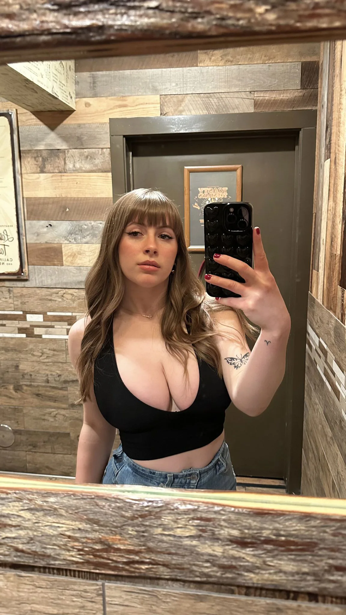 Orla escort Edinburgh